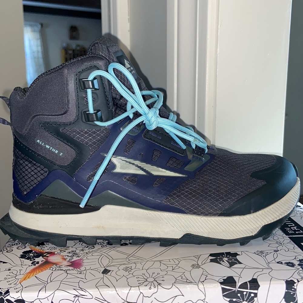 Lone Peak All WTHR 2 Womens Altras size 6.5